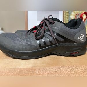 Mens Salomon sneakers 10.5